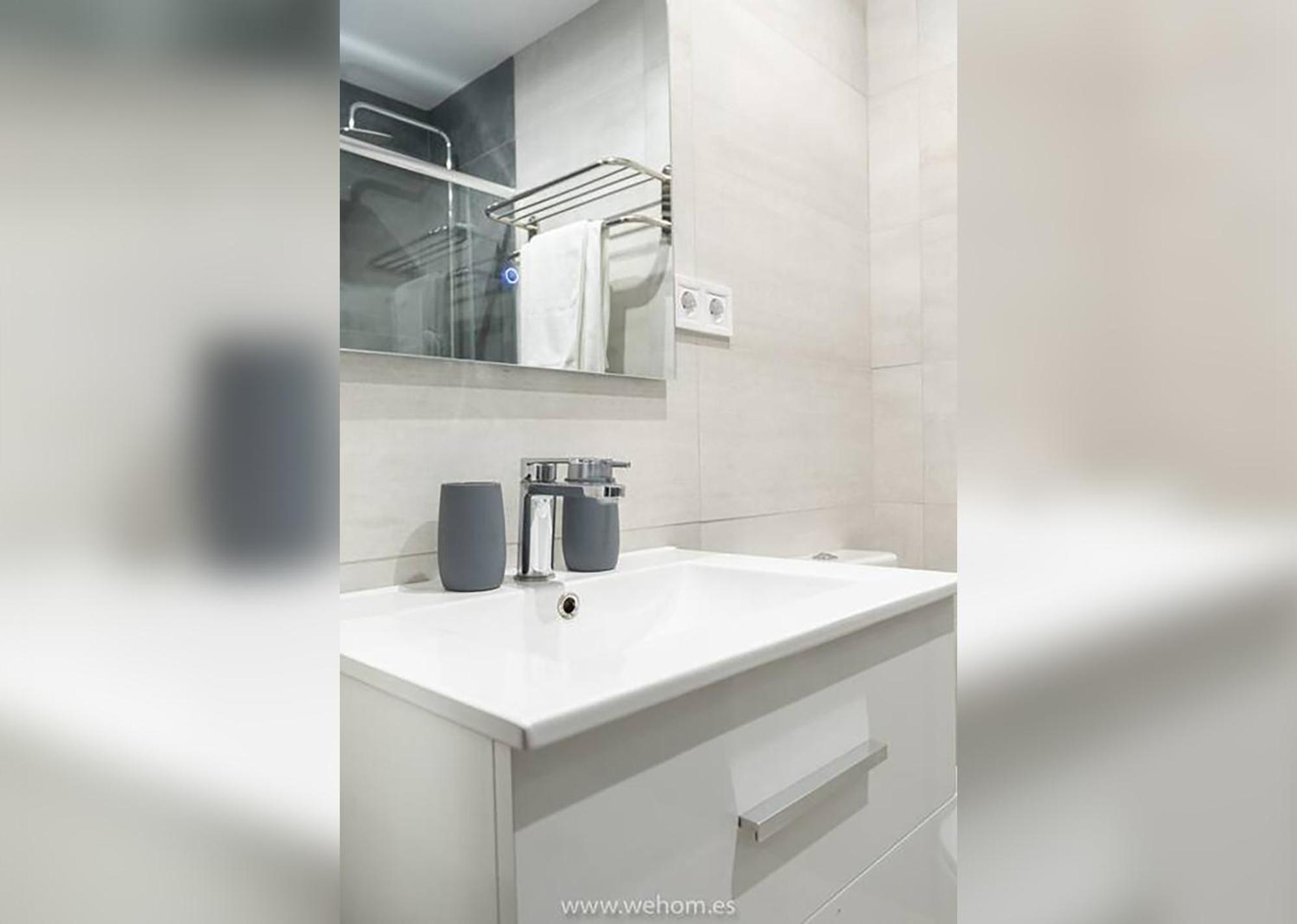 Moderno Y Comodo Apartamento En Calle Vargas Santander Exteriör bild