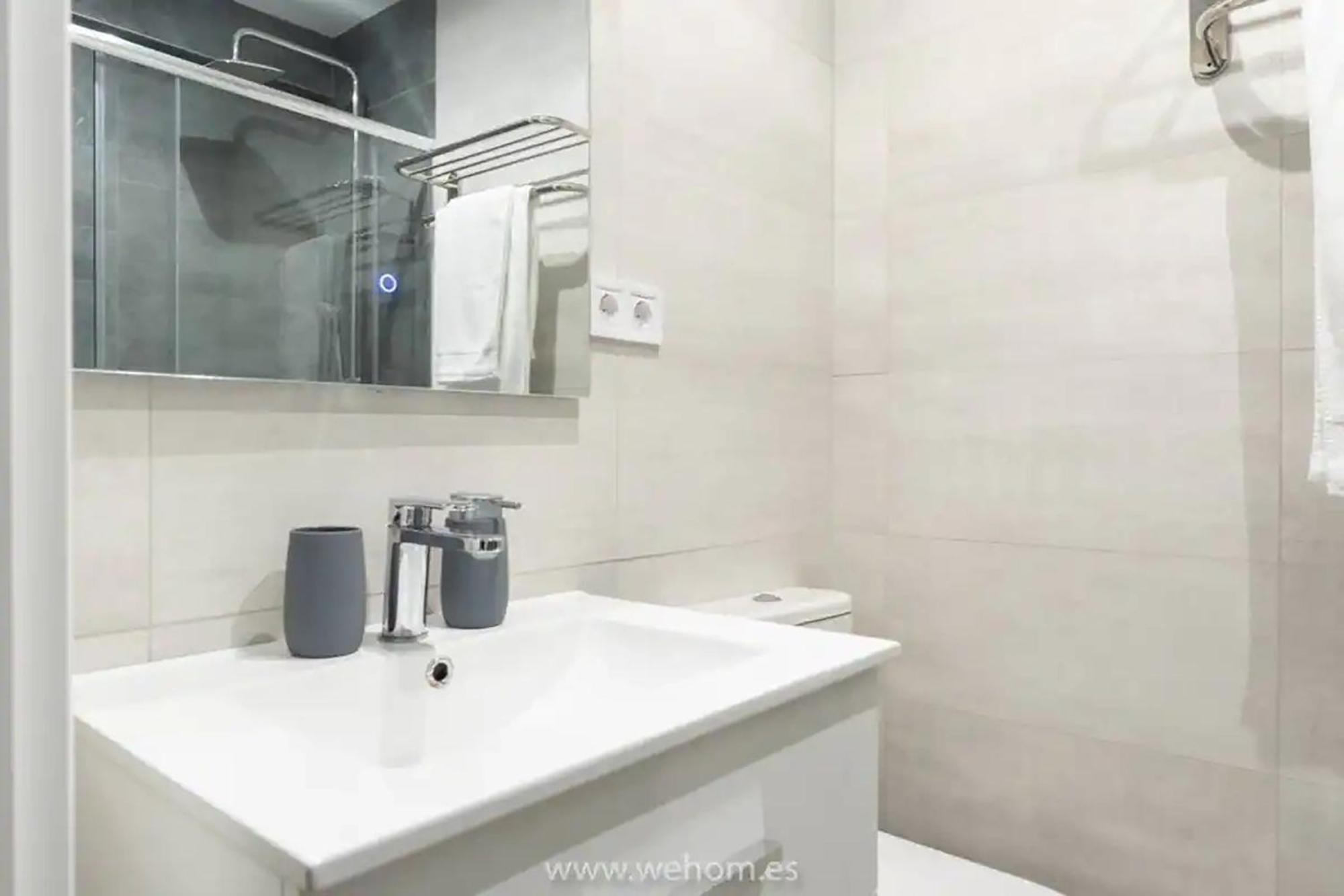Moderno Y Comodo Apartamento En Calle Vargas Santander Exteriör bild